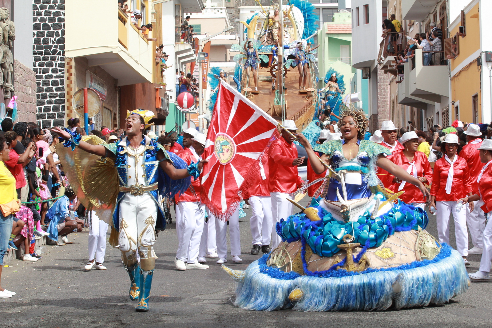 Comitiva do Carnaval do Mindelo chegou ao Brasil mais de 24 horas após
