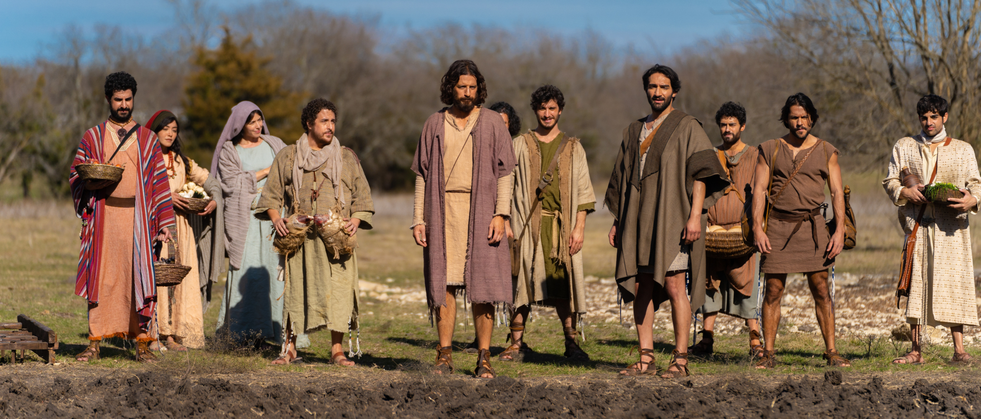 Jonathan Roumie, Jesus em The Chosen, convida Brasil aos cinemas